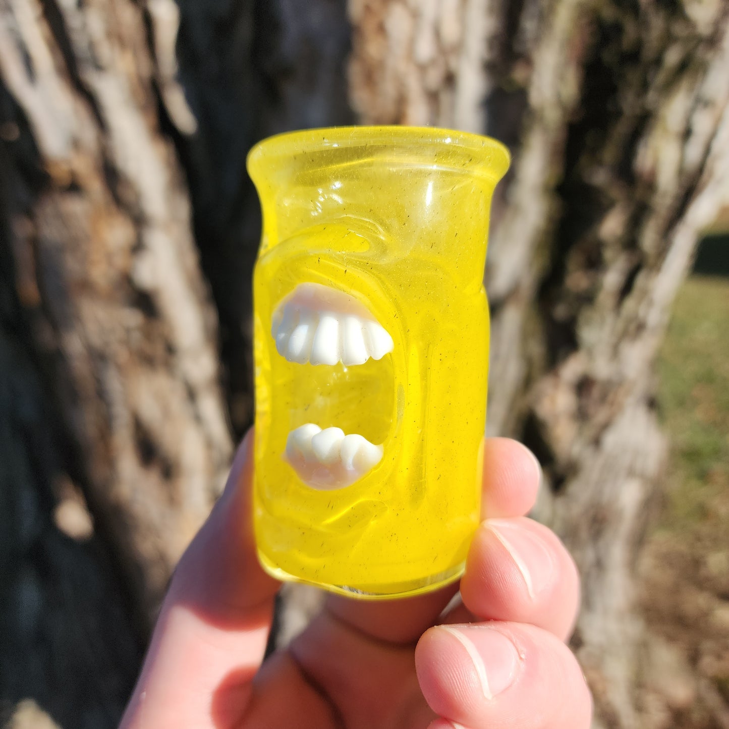 Mouthy shot glass